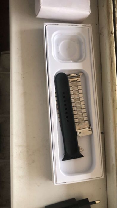 Apple watch apple