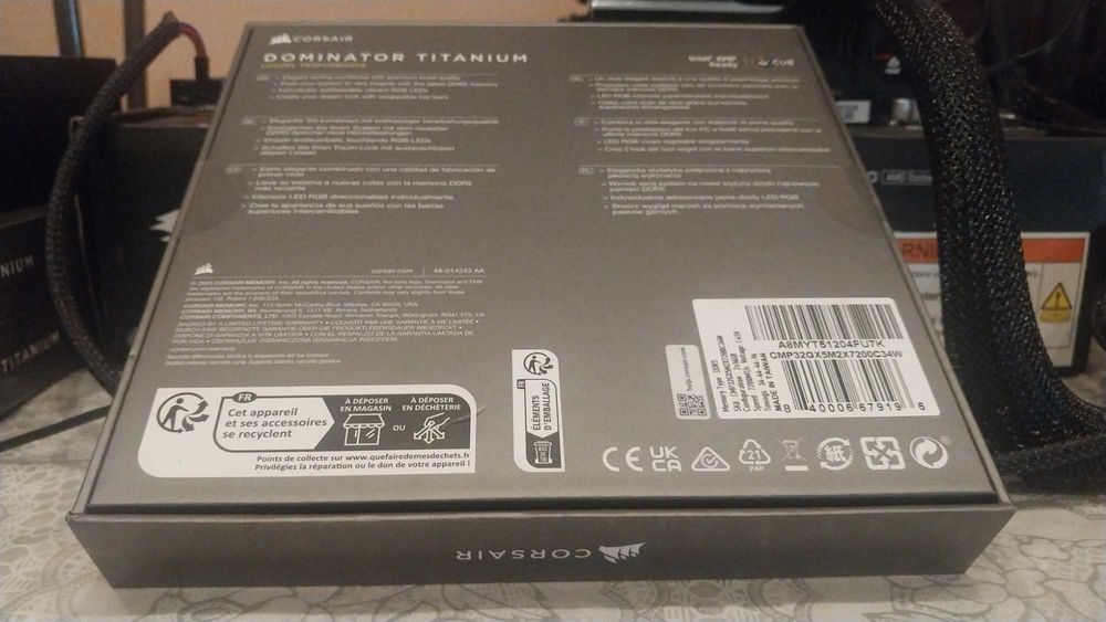 New DDR5 Corsair Dominator Titanium 32GB (2 X 16GB) 7200MHz CL34 XMP.