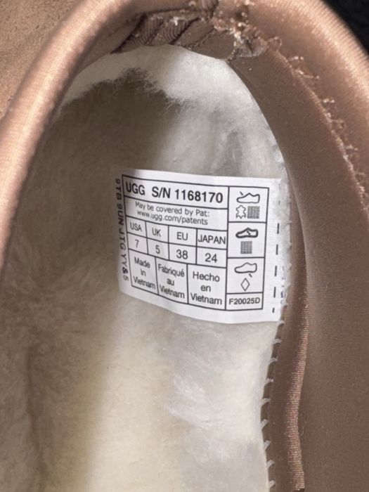UGG clasic mini dipper