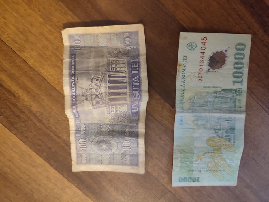 Vând bacnote vechi !!!