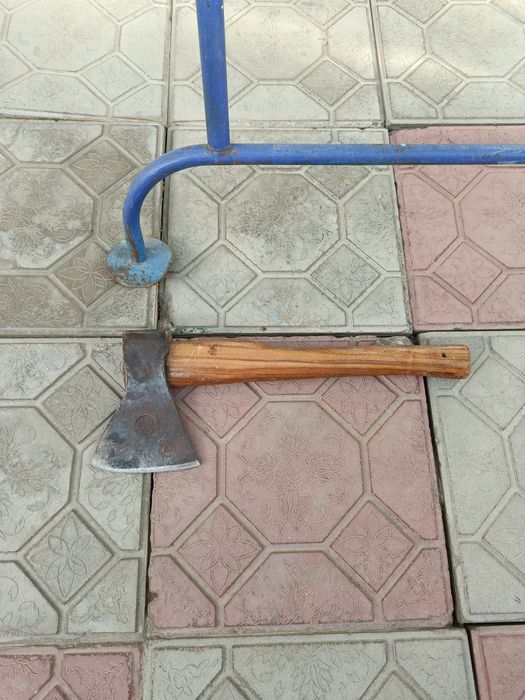 Продам советский топор