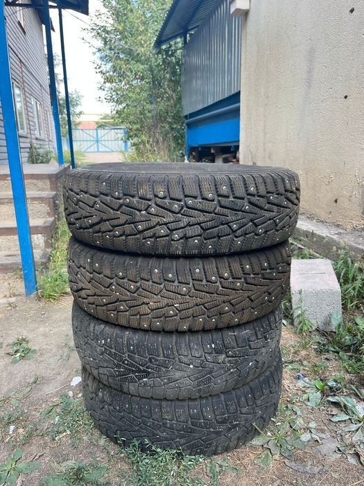 Продам зимние шины