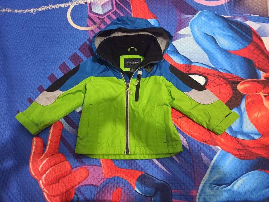Продаются детские куртки