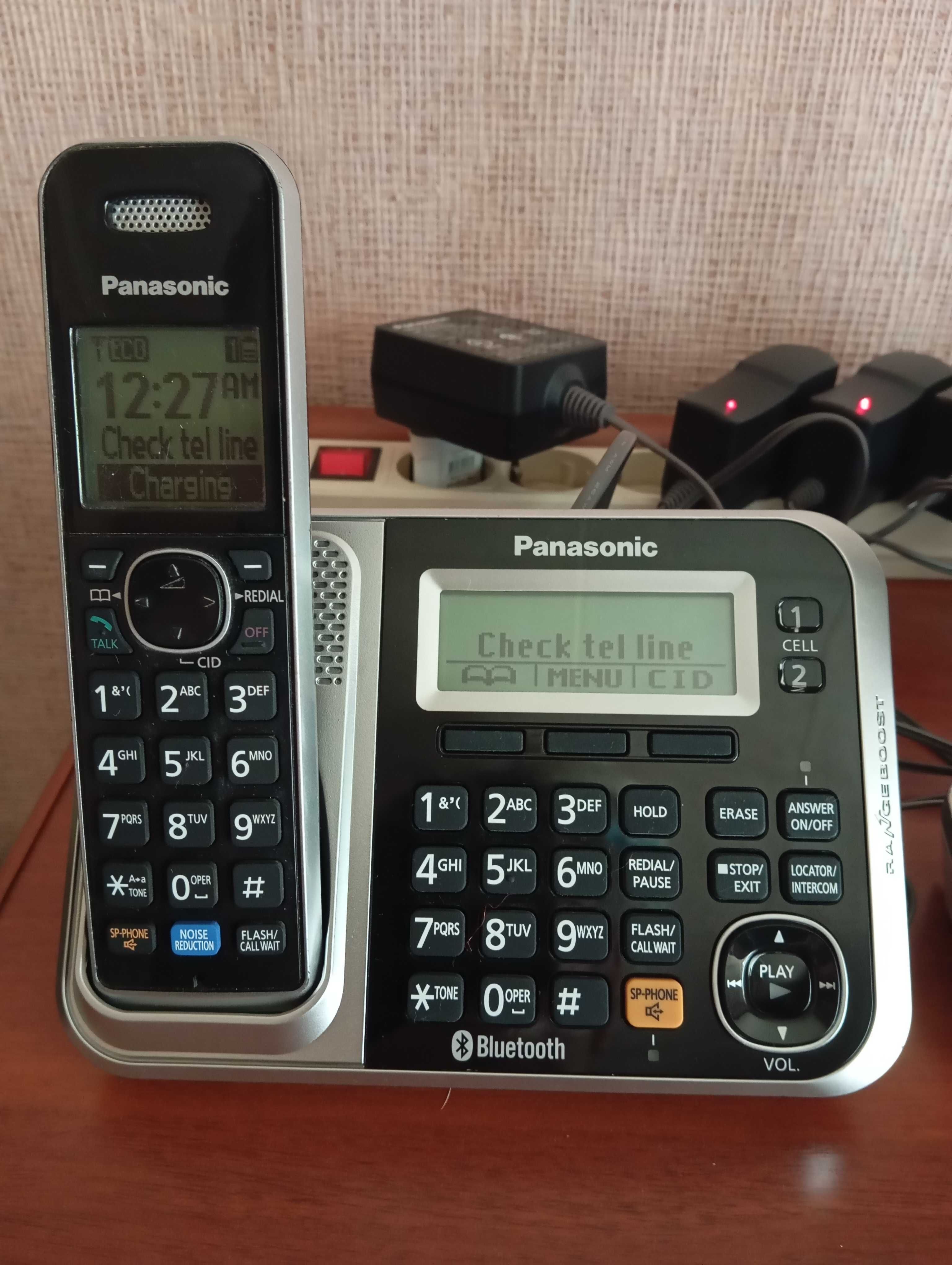 Продам радиотелефон PANASONIC пять трубок на один телефонный номер.