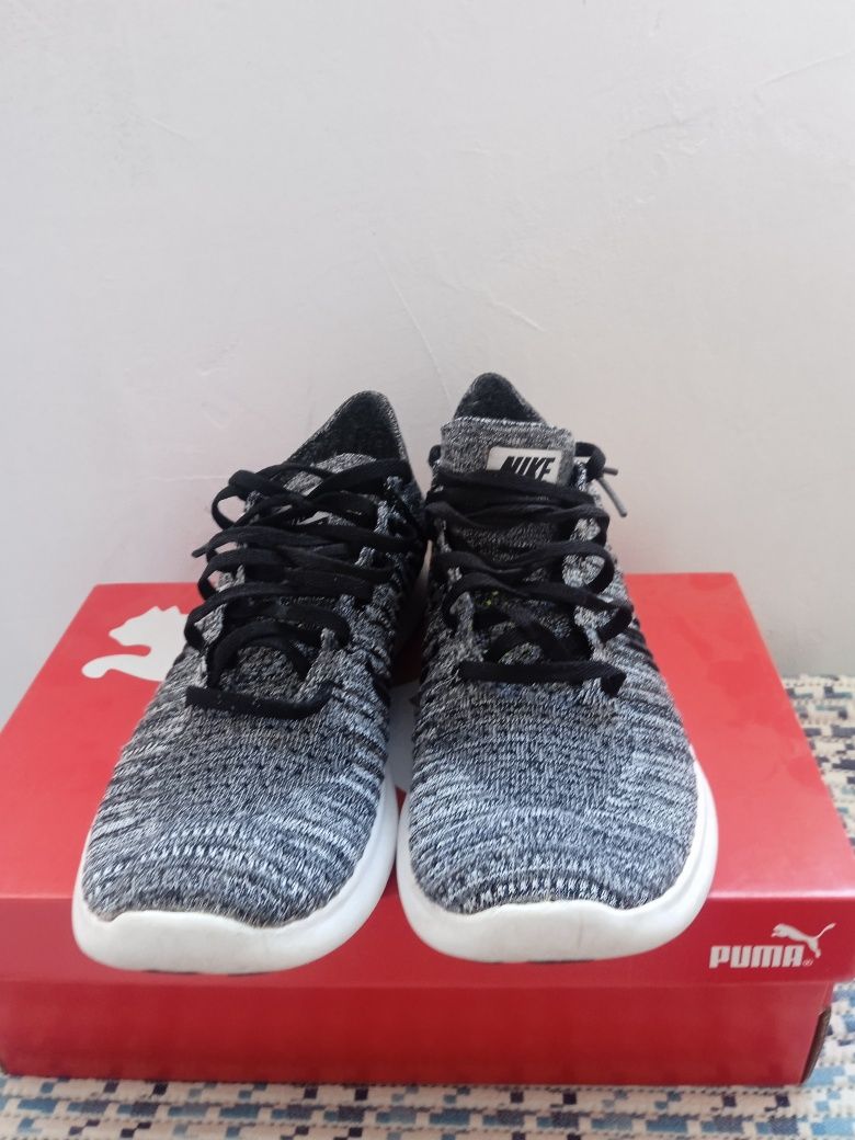 Nike Running  42
