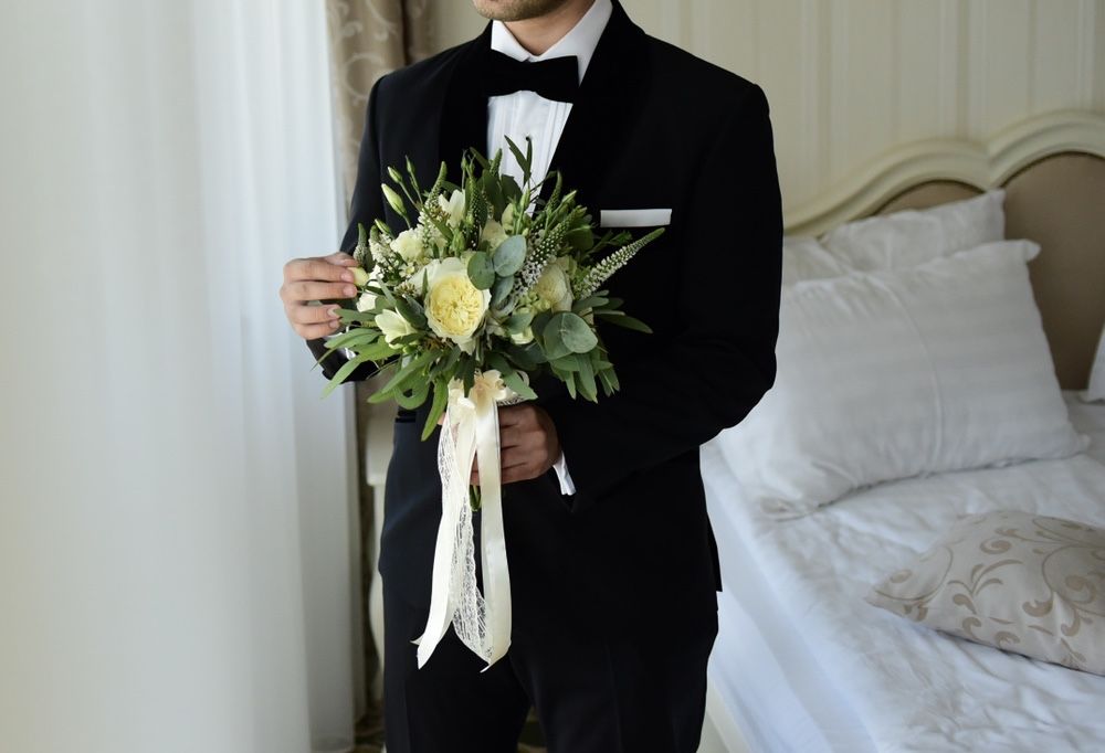 Costum si camasa de mire