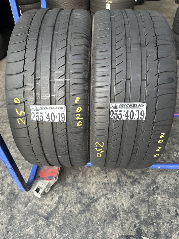 255/40/19 Michelin
