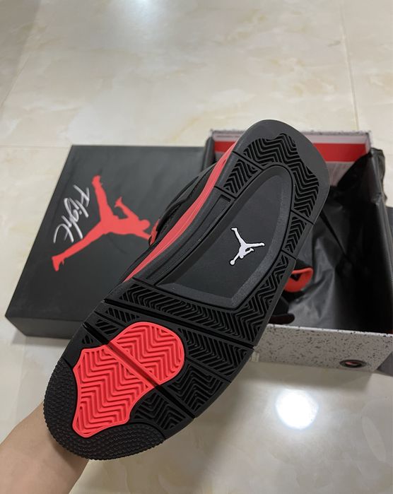Air Jordan 4 Retro Red Thunder