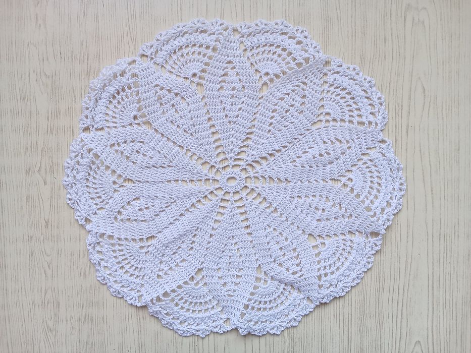 Кувшин и ваза (салфетка в подарок)