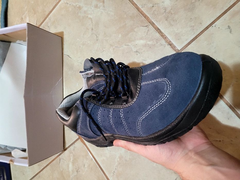 Bocanci Munca marime 43