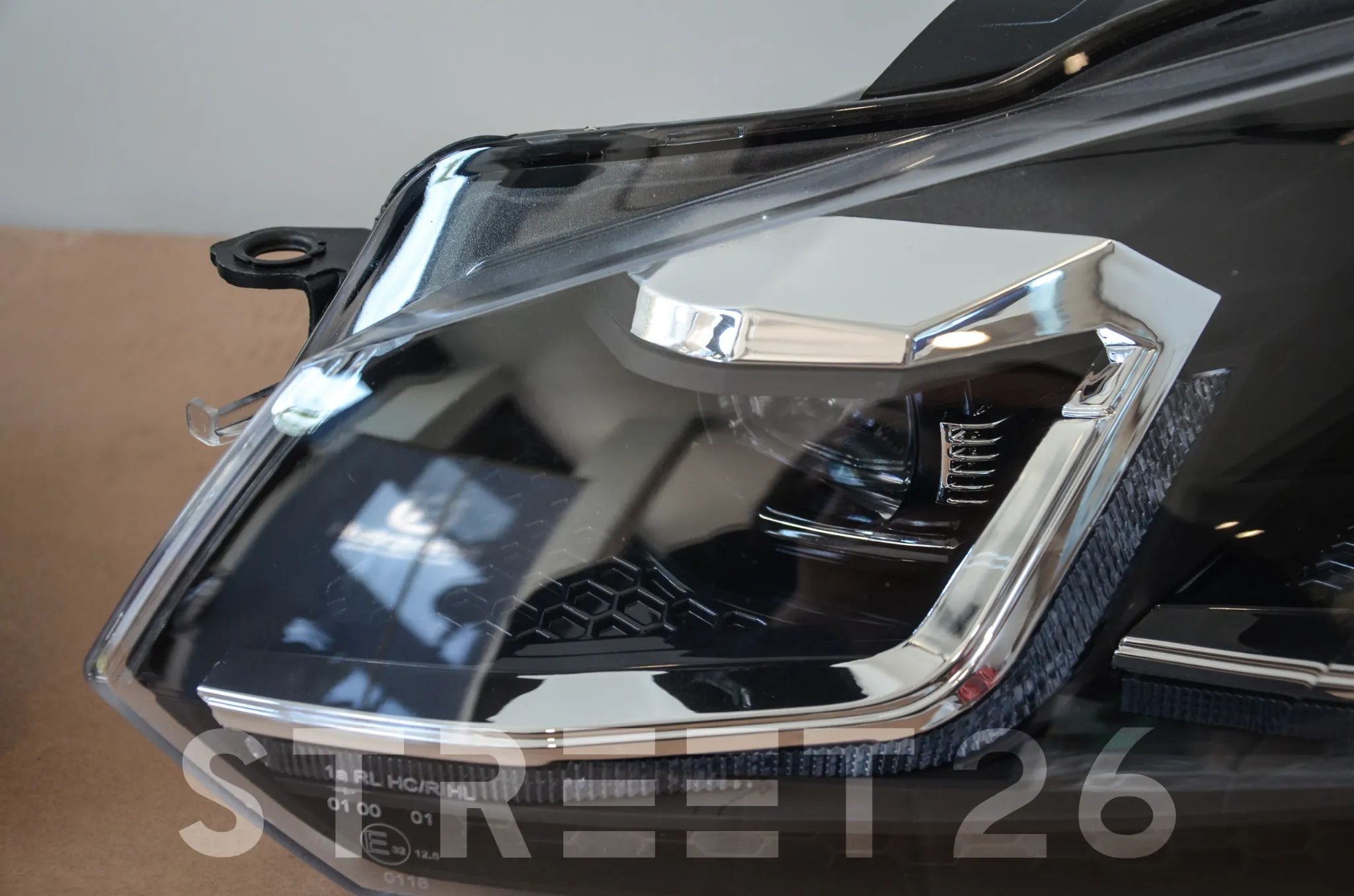 Faruri LED VW Golf 6 VI (2008-2012) Facelift G7.5 Look Silver Semnalizare Secventiala
