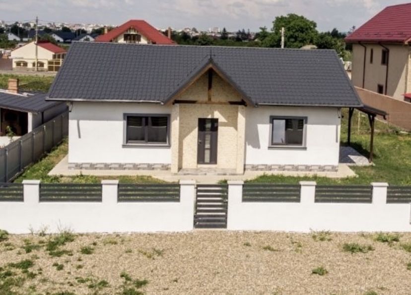 Vand casa constructie 2024-2025 materiale si executie de top