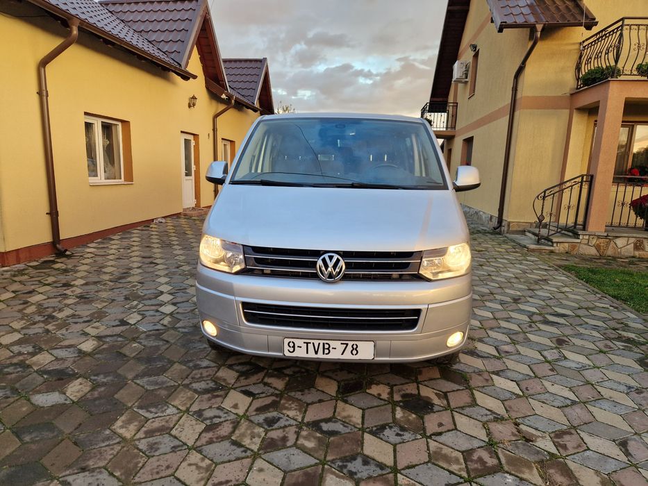 Volkswagen Transporturi 8+1