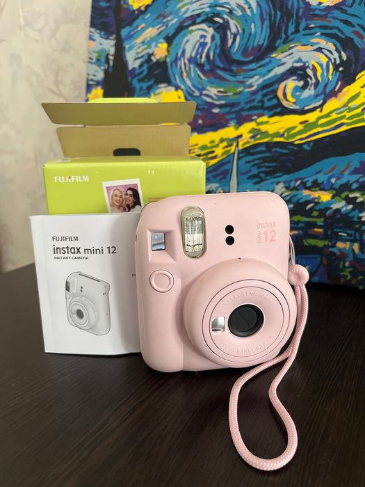 Продам Instax 12 mini
