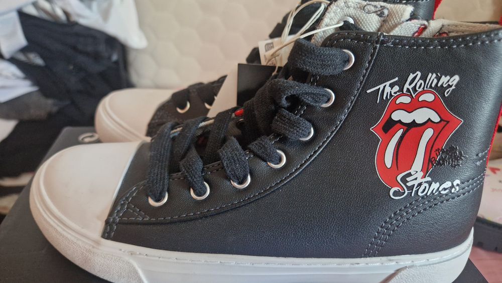 Adidasi gheata Zara fete masura 33