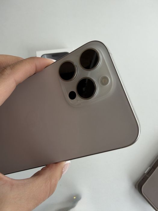 iPhone 16 Pro Max 256GB – С гаранция 2 години от Yetell