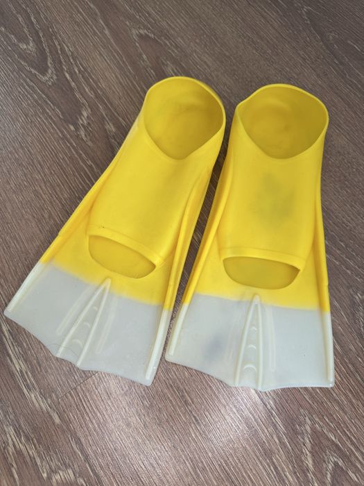 Ласты детские для плавания, отличное состояние