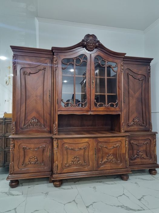 Шкаф( Румыния),Ренессанс,ХХ век.