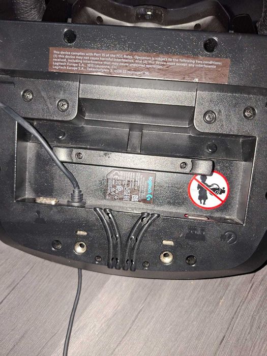 Vand volan gaming Logitech G923