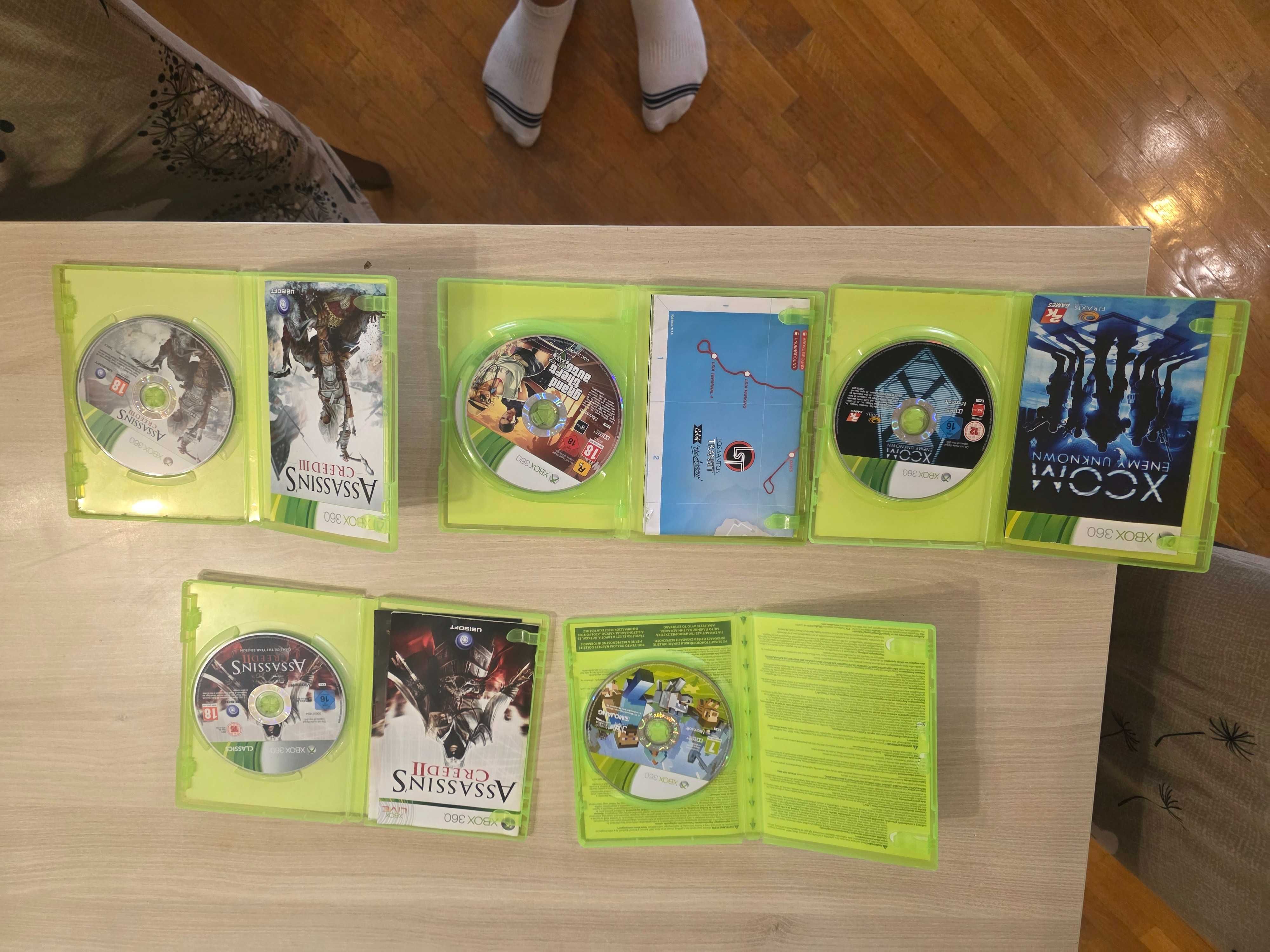 Xbox 360 с 5 игри