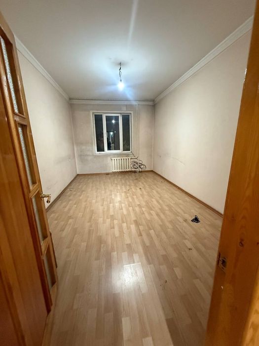 Аренда: 2/3/4 на массиве ТТЗ-1 
1²/2/5 общая площадь 46м² 
Балкон 2х6