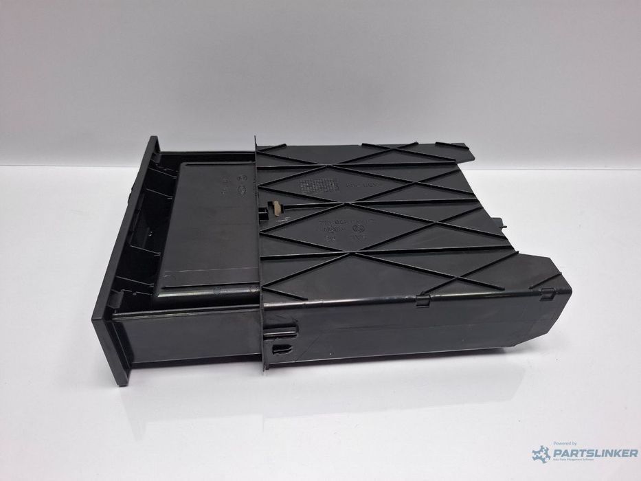 Sertar bord SKODA SUPERB 3U4 2001 - 2008 TDI AVF, AWX 6Y0858332