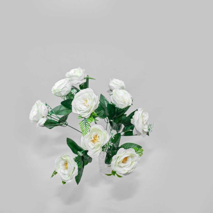 Изкуствени рози – стилна и трайна декорация