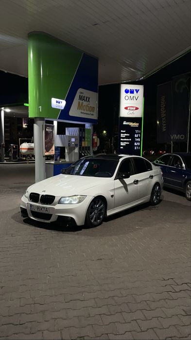 BMW e90 320d 210cp