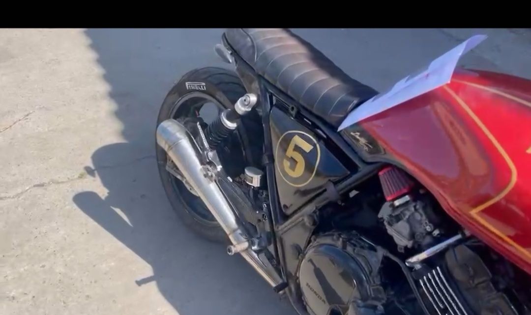 Honda cb400 superfor1994 cafe race.schimb cu honda hornet cu abs