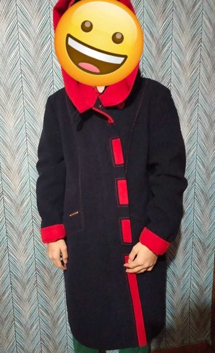 Пальто женское синий и с красным вставкой