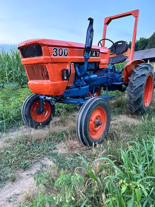 Tractor Fiat 300