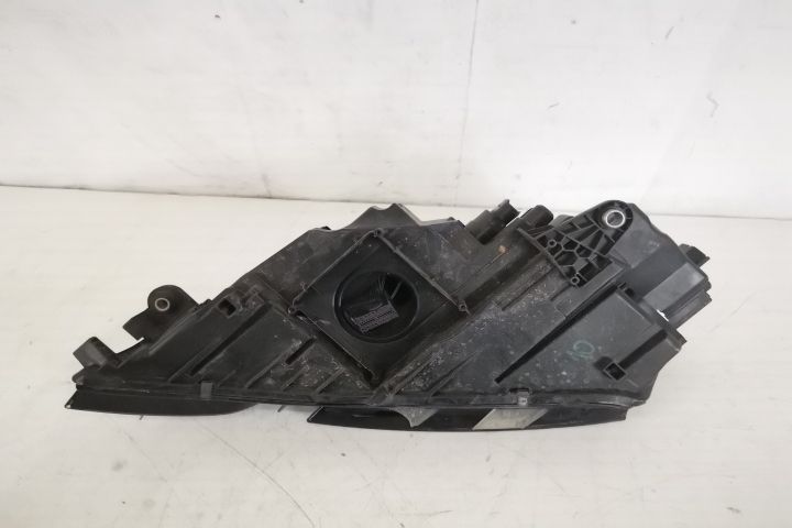 Фар Дясно Оригинален LED Авариран Шкода / Skoda Octavia 3 [фейслифт] Д