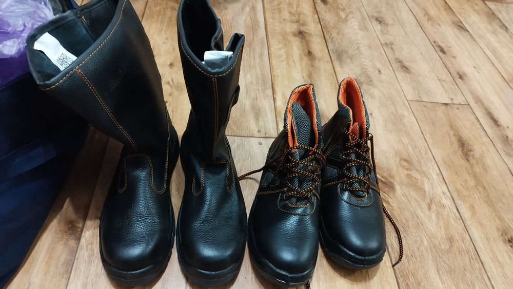 Продам обуви разные. Летние и зимние.