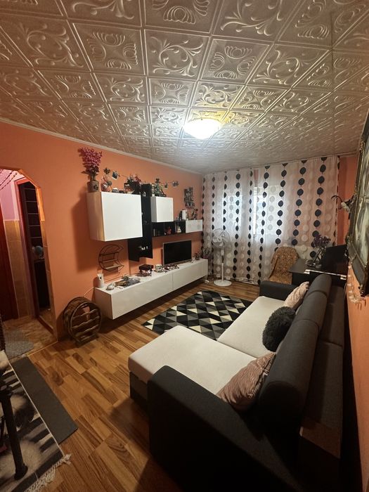 Apartament 2 camere parțial mobilat