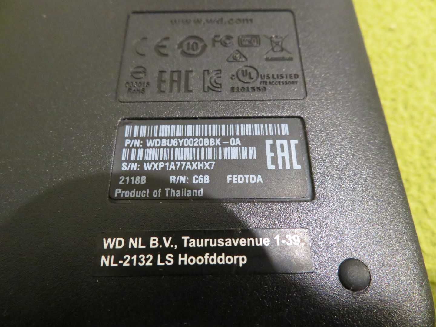 Hard disk portabil 2 tera wd elements