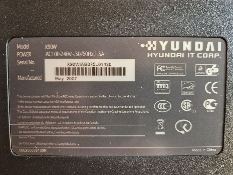 Monitor Hyunday 19 in, rez 1400x900
