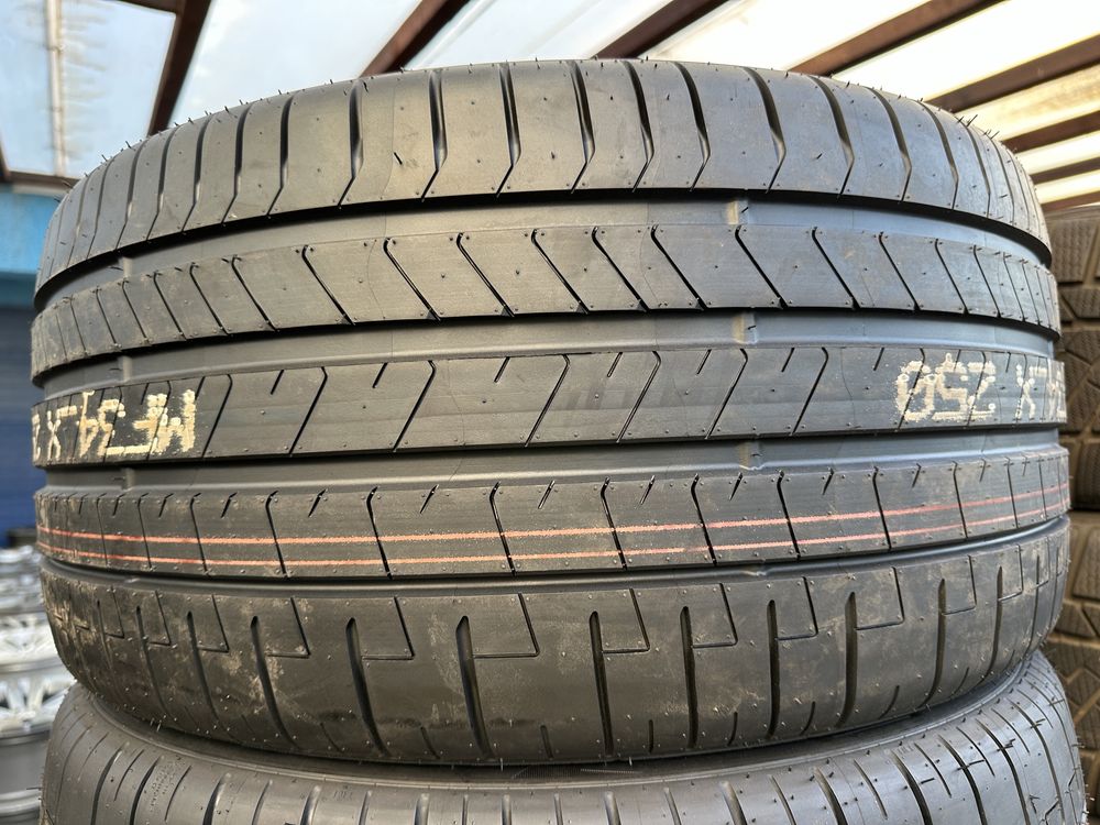 285 30 21 Anvelope de vară noi Pirelli PZero PZ4 Dot2023