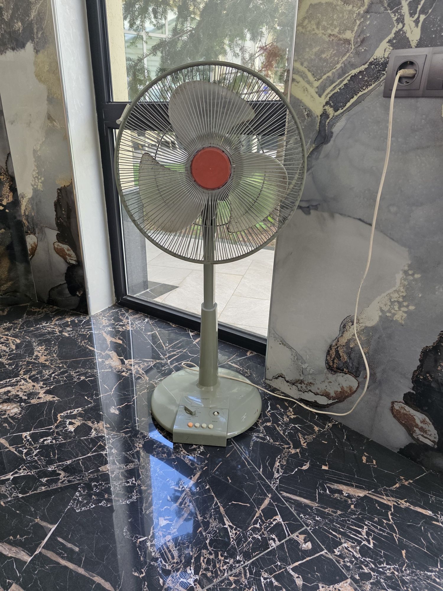 3 ta ventilator hammasi ishliydi 2 tasi daewoo original