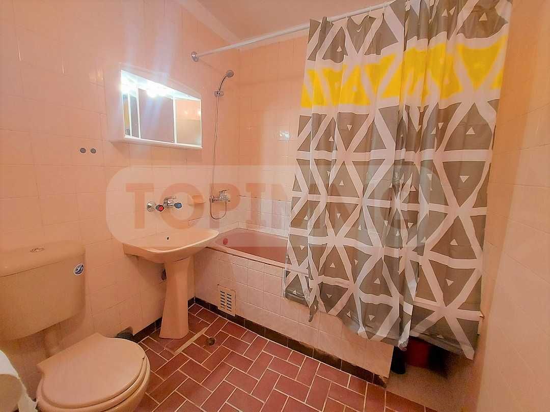 Дава се под наем Тристаен апартамент в Варна, Общината - 130 кв.м за 510 € - Снимка #17
