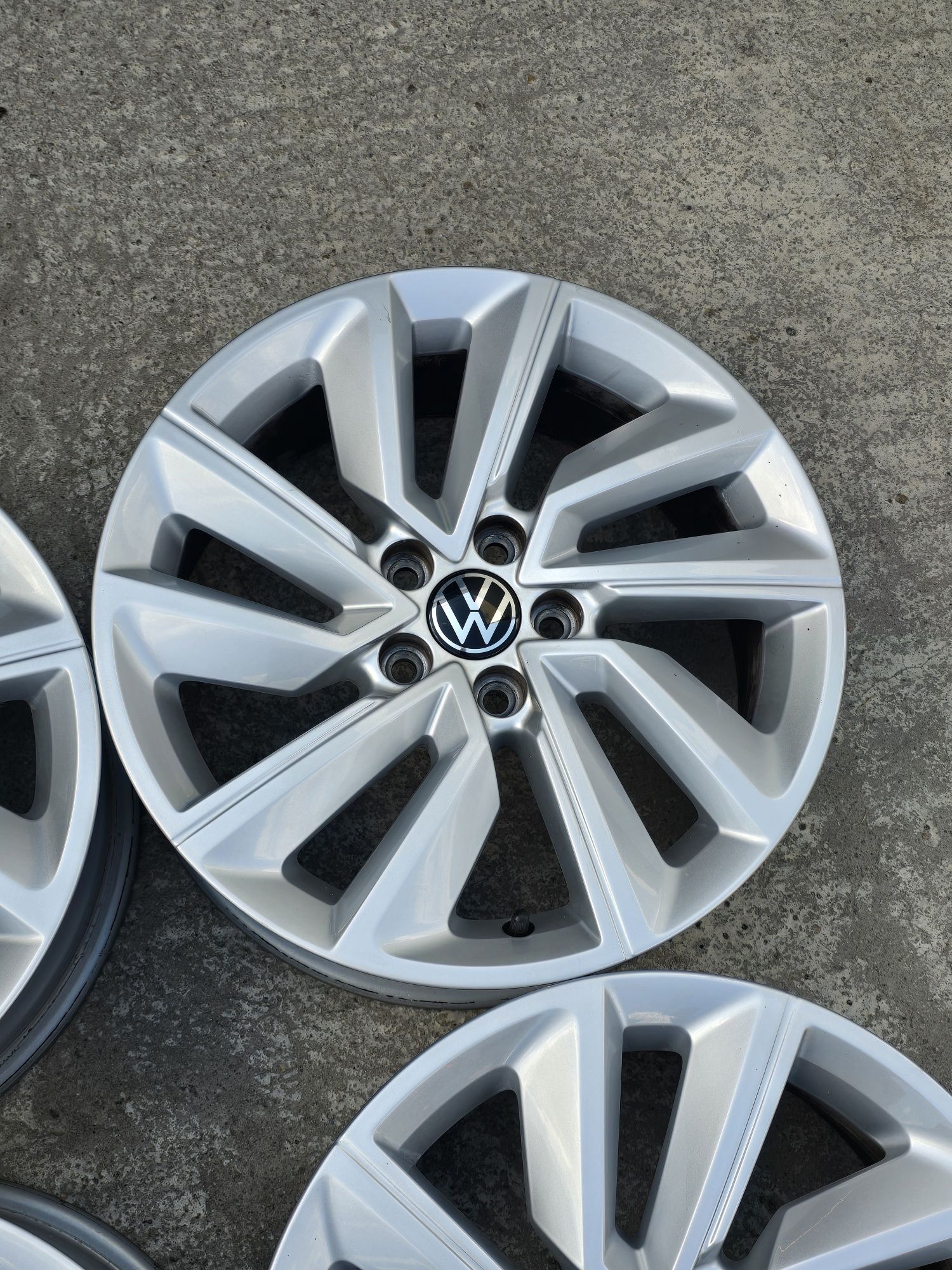 Джанти 16 / 5х100 - VW T-cross, Polo и др. 5x100