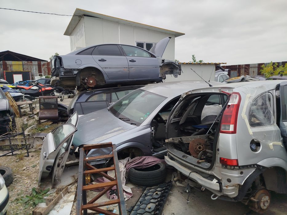 Авто части за Всякакви опели