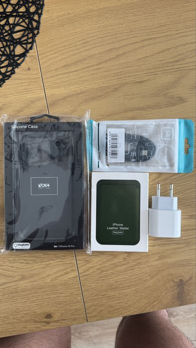 Iphone 15 Pro 256gb + Подаръци!