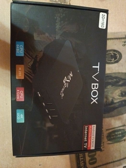 TV box sotiladi 2G / 16G