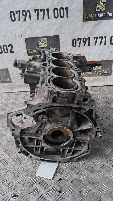 bloc motor Hyundai I30 1.6 GDI G4FD an 2016 cod 21135-2B020