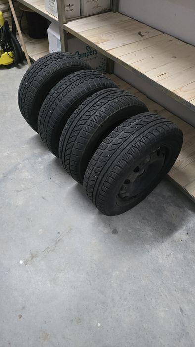 185 60 15 Anvelope iarnă cu jante VW