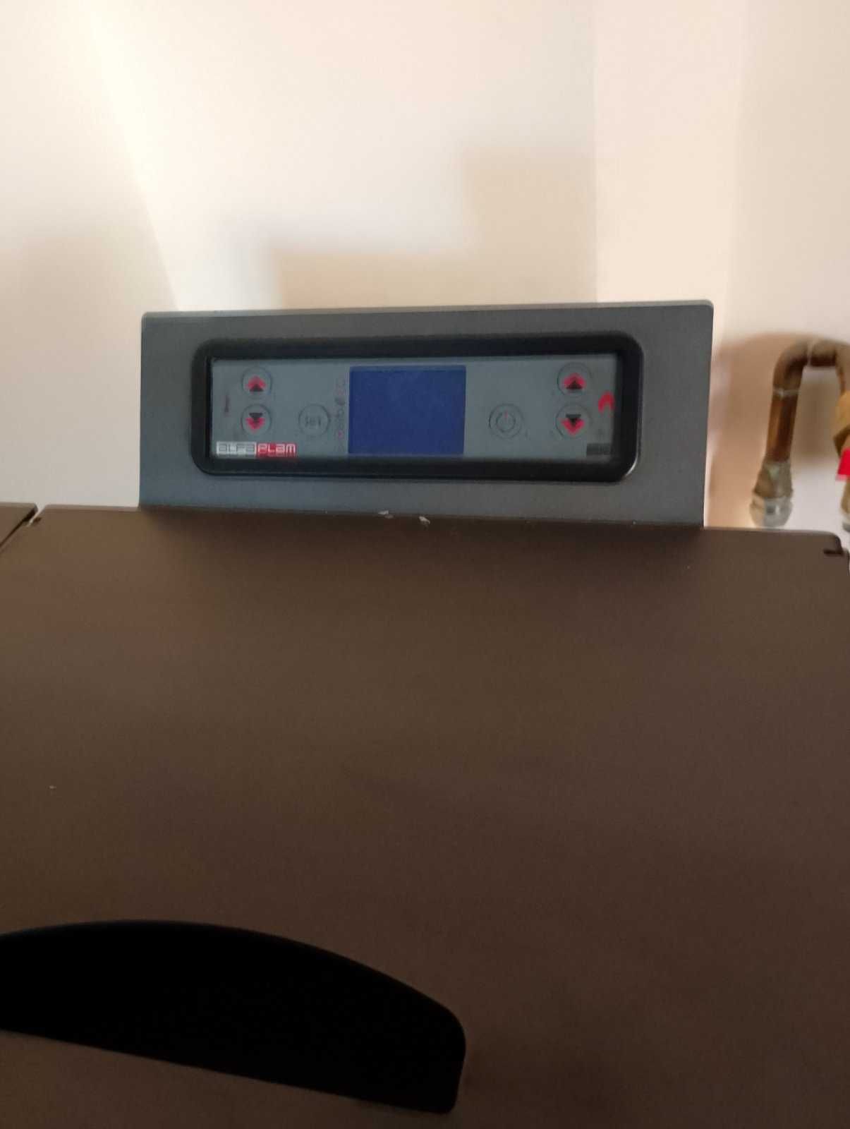 Пелетна камина 24kW