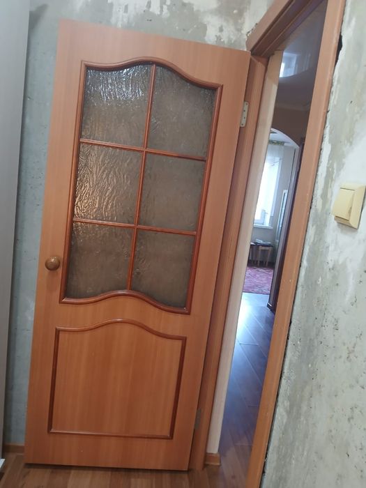 Продам двери б/у