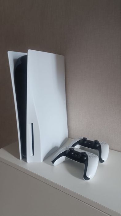 PlayStation 5 | Полный комплект | Отличное состояние