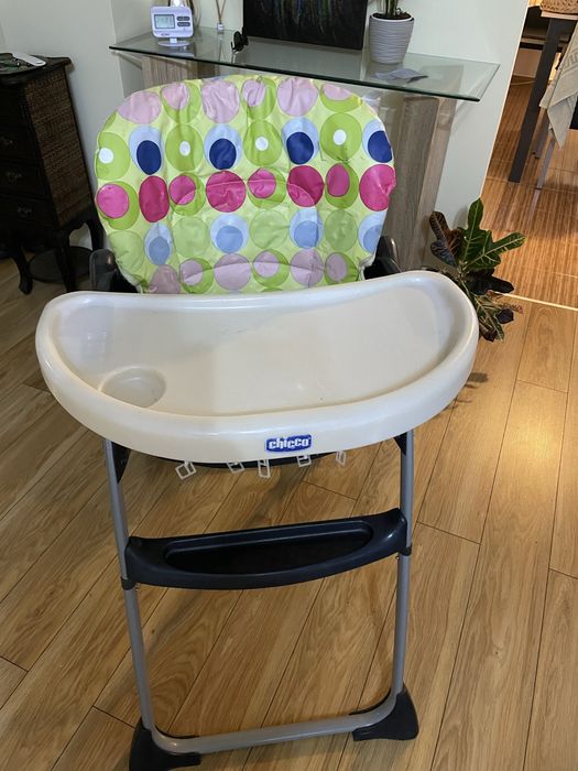 Scaun masa bebelusi Chicco