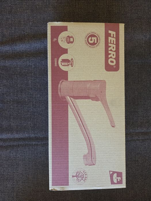 Baterie nouă Ferro Petite BPT2A, pipă mobilă 150 mm, cartuș ceramic
